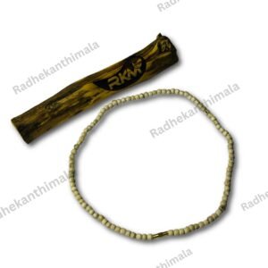 Devotee wearing a single round Kanthi Mala around the neck